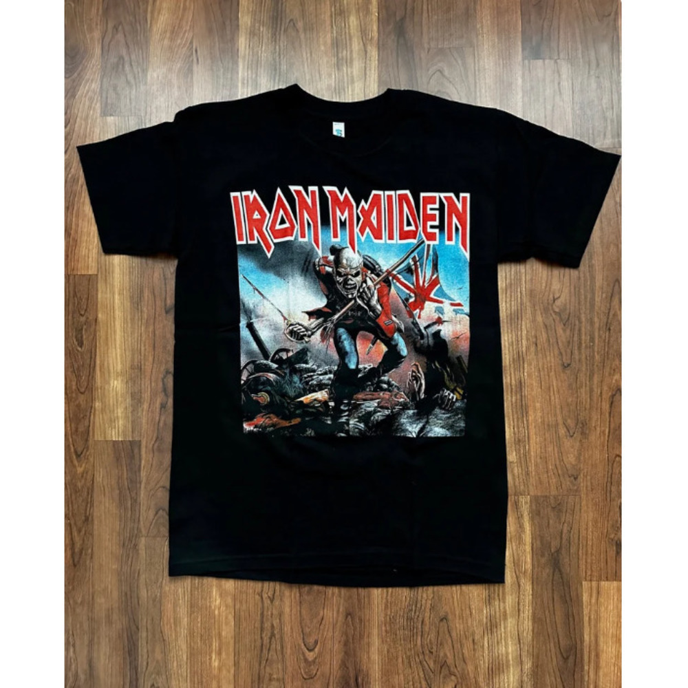 Unisex Classic Rock T-shirt, Rock Band Iron Maiden T-shirt